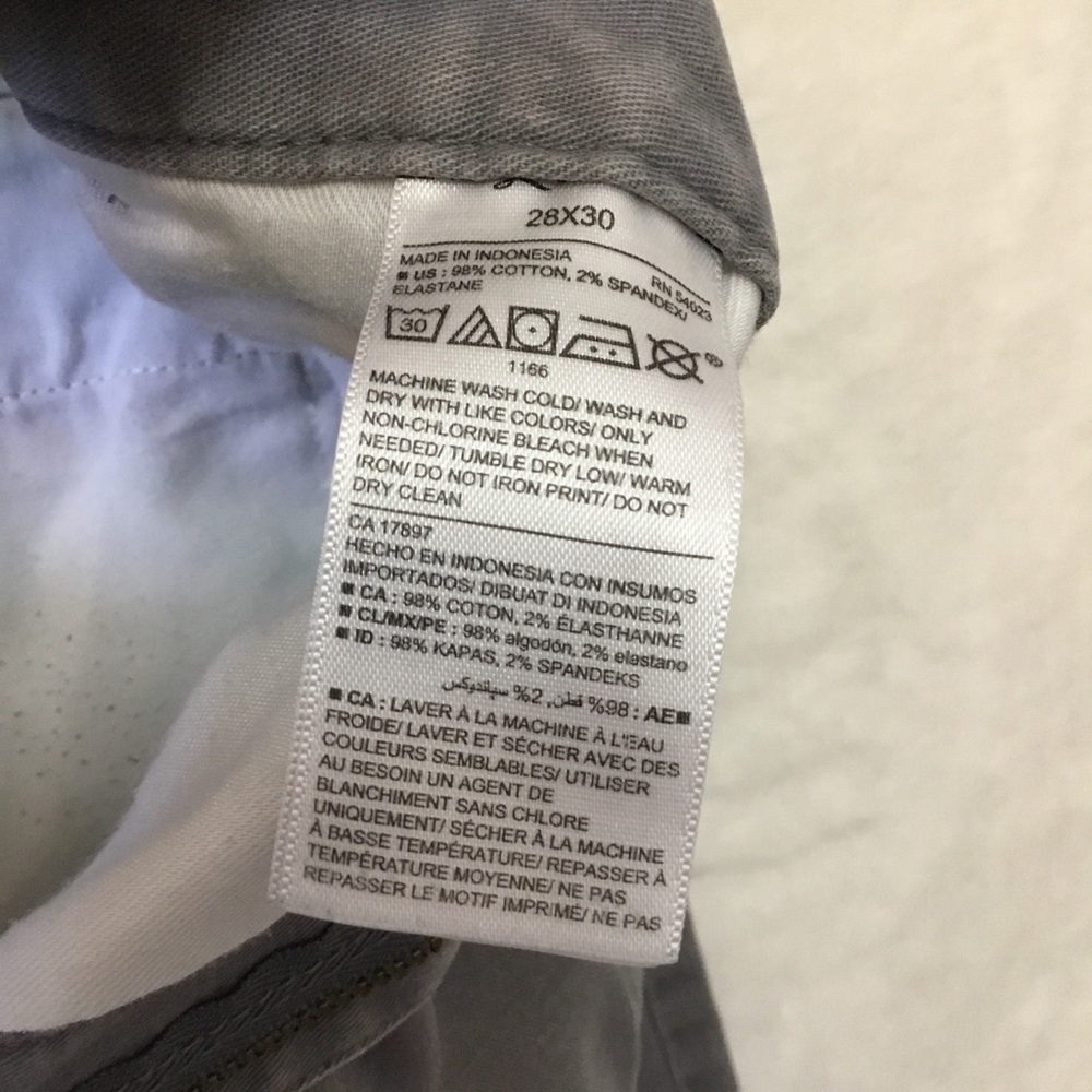 Old Navy Charcoal Gray Ultimate Slim Chino Pants - Picture 5 of 15